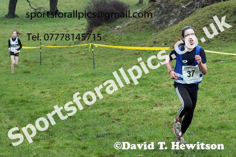Girls under-13s, NECAA Junior Cross Country Relays, Thornley Farm, Peterlee, Saturday, December 12th. Photo: David T. Hewitson/Sports for All Pics